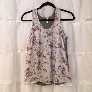 Adorable Floral and striped tank top blouse